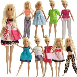 zestaw-ubranka-sukienki-dla-lalki-torebki