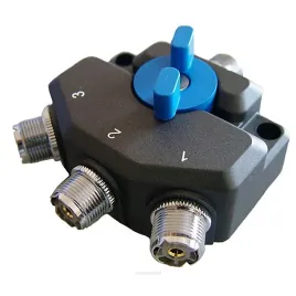 przelacznik-antenowy-d-original-av-sw3m-uc1