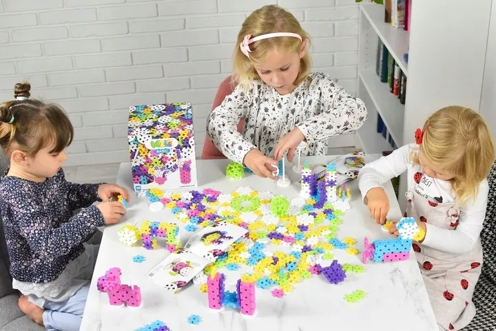 klocki-konstrukcyjne-wafle-meli-basic-constructor-pink-400-el-puzzle-gofry