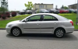 listwy-boczne-drzwi-toyota-avensis-ii-2003-08