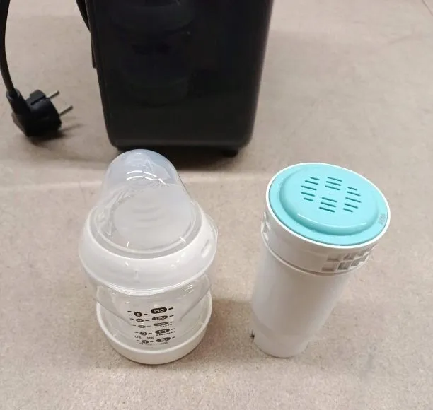 podgrzewacz-ekspres-do-mleka-perfect-prep-tommee-tippee-stan-powystawowy-kolor-inny-kolor