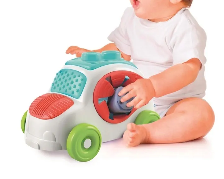 autko-auto-z-klockami-clemmy-clementoni-minimalny-wiek-dziecka-18