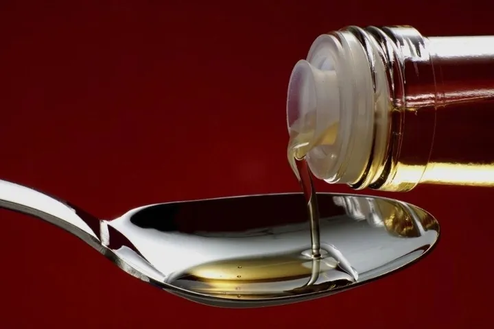 olej-z-ostropestu-500-ml-typ-nierafinowany-stan-opakowania-oryginalne