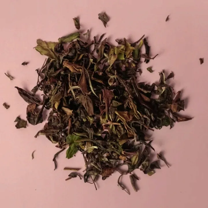 herbata-biala-lisciasta-30-g-lune-tea