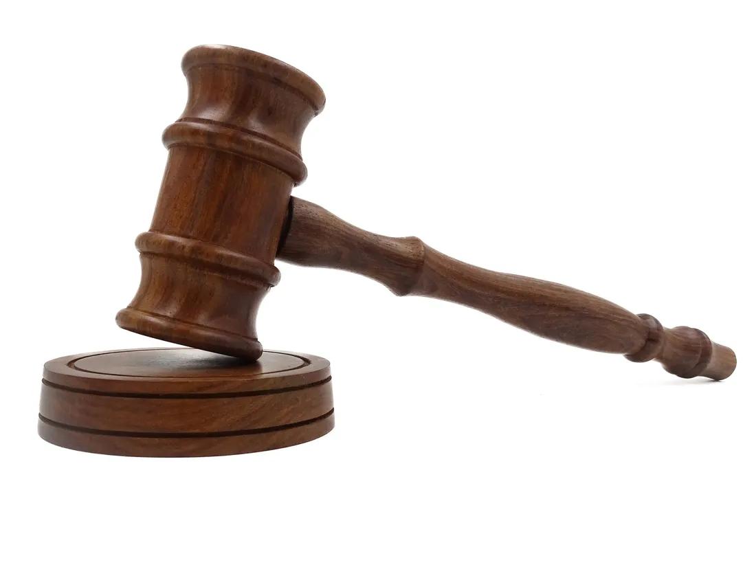 mlotek-sedziowski-wh170