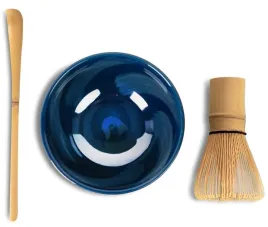 zestaw-do-parzenia-matcha-lyzeczka-czarka-miotelka