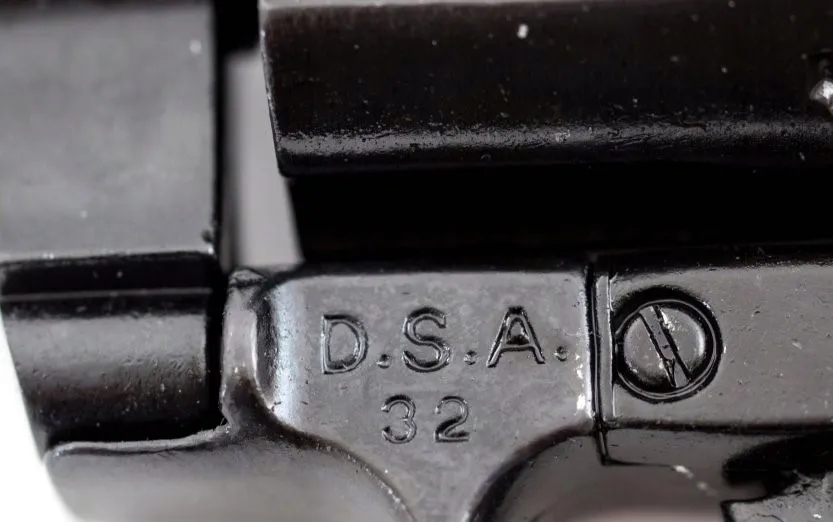 colt-python-357-magnum-z-6-calowa-lufa-denix-1050