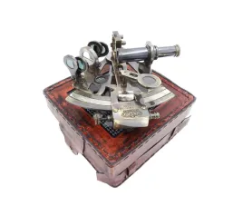 sekstant-mosiezny-w-pudelku-skorzanym-nc-1514b