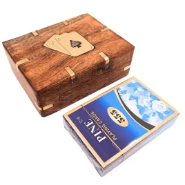 talia-kart-w-drewnianym-pudelku-z-mosieznymi-zdobieniami-cs-005