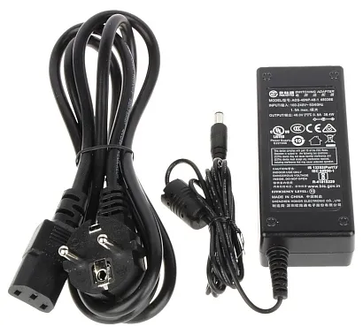 switch-poe-ds-3e0105p-e-m-b-4-portowy-hikvision-stan-nowy
