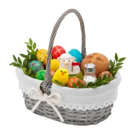 owalny-szary-kosz-wiklinowy-z-materialem-wielkanocny-na-swieconke-26x23-cm