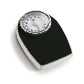 mechaniczna-waga-lazienkowa-z-powierzchnia-antyposlizgowa-do-136-kg