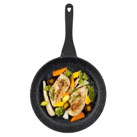 patelnia-z-powloka-nieprzywierajaca-kela-sred-28-cm