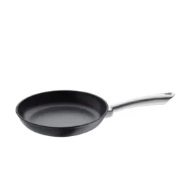 patelnia-zeliwna-kuchenprofi-sred-24-cm-czarna