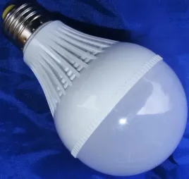 e27-zarowka-led-ciepla-12w-ciepla-mleczna