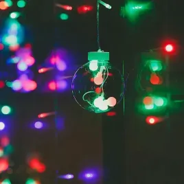 lampki-choinkowe-sople-durze-kule-8cm-12-sopli-z-kulami-32m-60-90cm