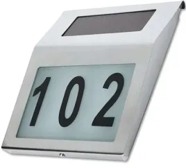 podswietlana-tabliczka-z-numerem-domu-lampa-led-solarna-zewnetrzna