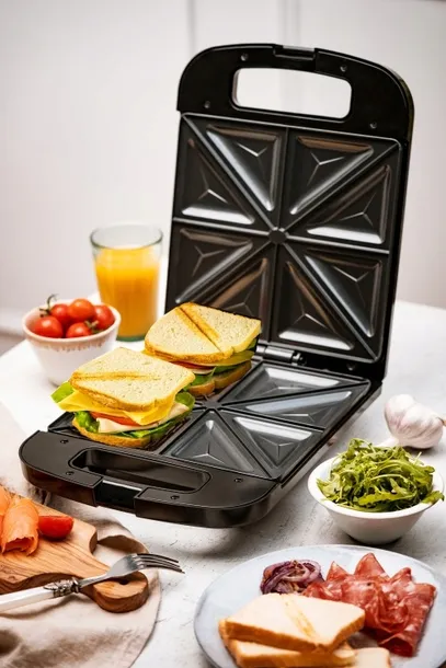 ad-3055-opiekacz-do-kanapek-stan-nowy-kolor-dominujacy-czarny