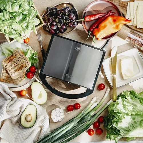 ad-3069-opiekacz-do-kanapek-stan-nowy-marka-adler