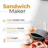 ad-3069-opiekacz-do-kanapek-marka-adler-kolor-dominujacy-czarny