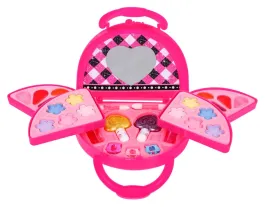 kreatywny-zestaw-do-makijazu-kosmetyki-w-pudeleczku-diy