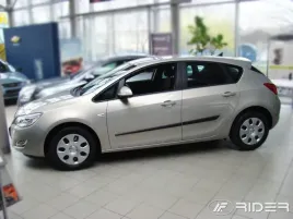 listwy-boczne-drzwi-opel-astra-j-iv-hb-2009-15