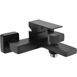 laveo-kvadrato-czarna-bateria-wannowa-scienna-trendy-design