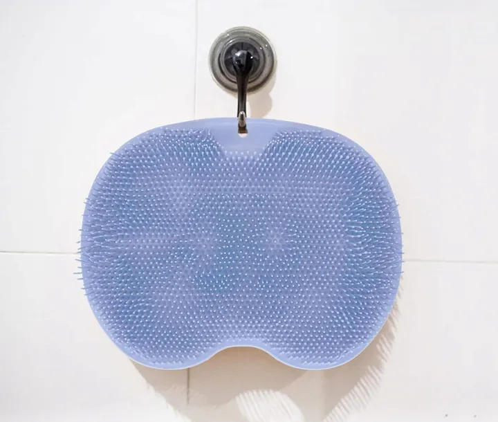 silikonowa-mata-pod-prysznic-szczotka-do-mycia-plecow-stop-niebieska-myjka-kod-producenta-mata