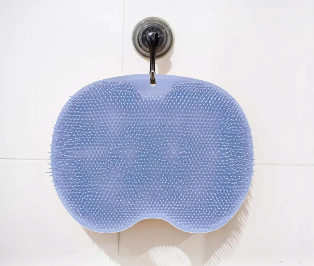 silikonowa-mata-pod-prysznic-szczotka-do-mycia-plecow-stop-niebieska-myjka-stan-nowy