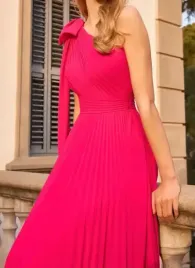 pronovias-giralda-garden-fuchsia-40