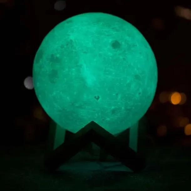 lampka-3d-luna-16kol-gadgetmaster