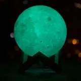 lampka-3d-luna-16kol-gadgetmaster