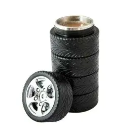 kubek-kierowcy-opona-czarny-gadgetmaster