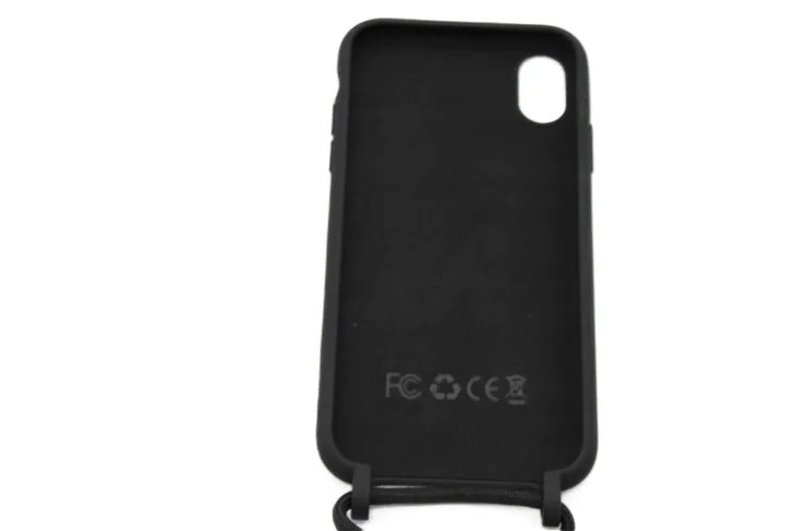 etui-plecki-do-iphone-xr-kolor-czarny