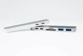 hyperdrive-thunderbolt-3-usb-c-hub-for-macbook-pro-spacegray