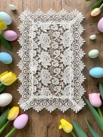 serwetka-na-koszyczek-wielkanocny-swieconka-haftowana-prostokatna-30x45