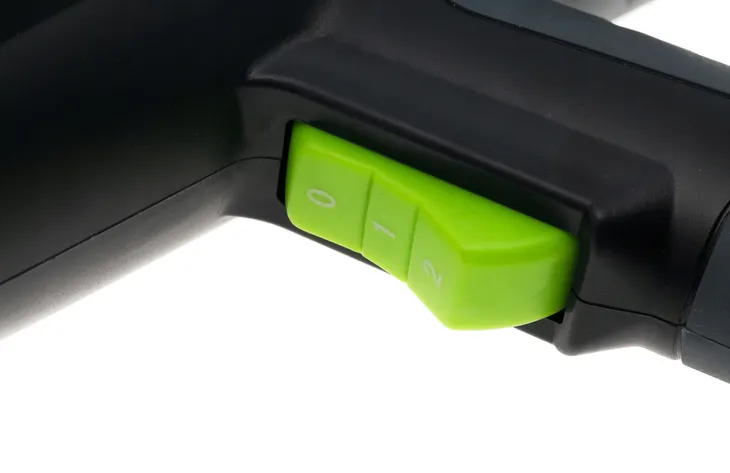 opalarka-wuber-2000-w-230-v-600-c-zasilanie-sieciowe