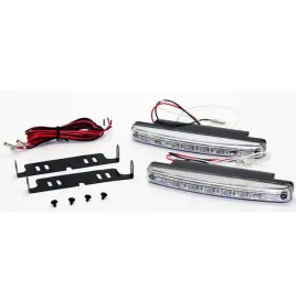swiatla-do-jazdy-dziennej-8-led-12-v-6000-k-uniwersalne-e4-przod