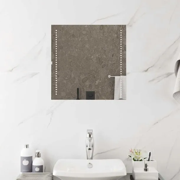 lustro-lazienkowe-z-led-50x50-cm-ksztalt-inny-ksztalt
