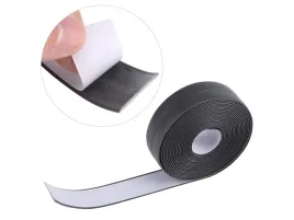 tasma-uszczelniajaca-do-wanny-38mmx31m-czarna