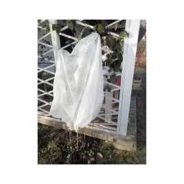 kaptur-ochronny-dla-roslin