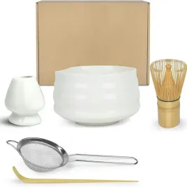 bambusowy-zestaw-prezentowy-do-herbaty-matchy-chashaku-trzepaczka-lyzka