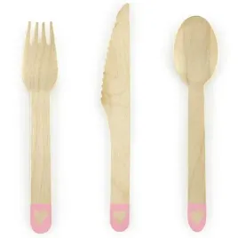 sztucce-drewniane-serca-rozowe-16-cm-18-szt