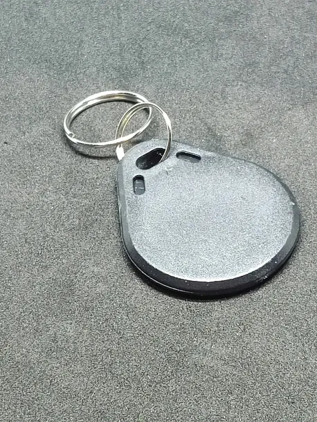 brelok-nfc-rfid-t5577-125khz-unique-programowalny-stan-nowy