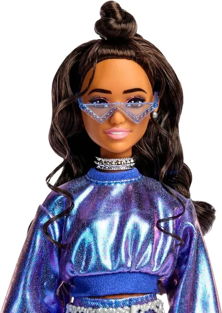 barbie-deluxe-style-lalka-jfp42-material-plastik