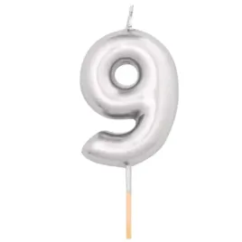 swieczka-na-tort-cyfra-9-srebrny-metalik-givi-8-cm