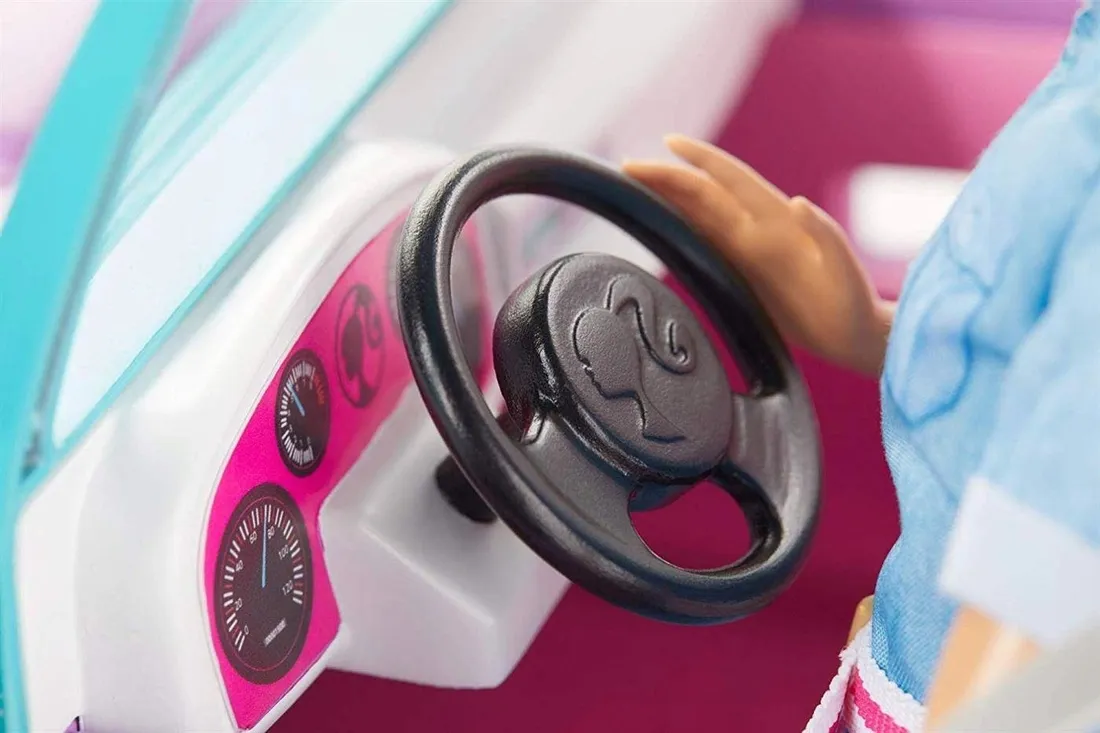 auto-barbie-plazowy-jeep-gmt46