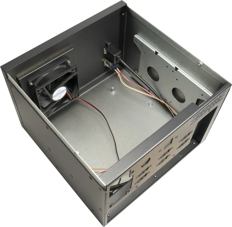 inter-tech-s31b-midi-tower-czarny