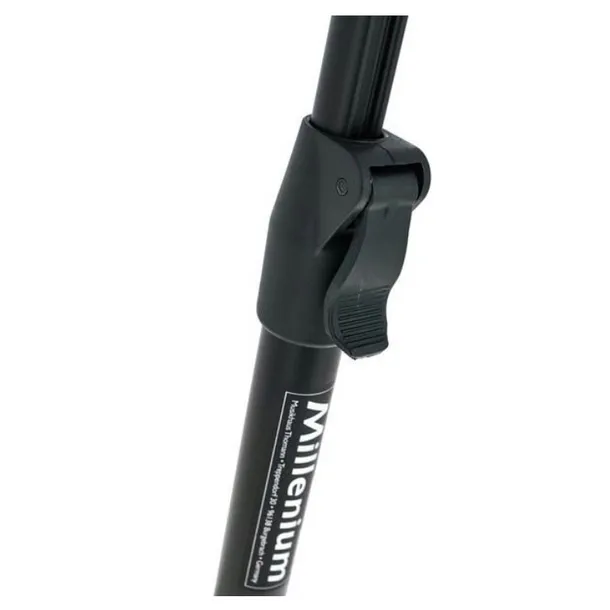 statyw-gitarowy-z-blokada-milenium-gs-3000b-waga-z-opakowaniem-1-4-kg-kod-producenta-gs-3000-b