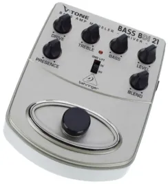 efekt-basowy-behringer-v-tone-bdi21